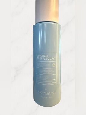 Skin&Co Umbrian Truffle Clay Toner - Pale Blue Packaging